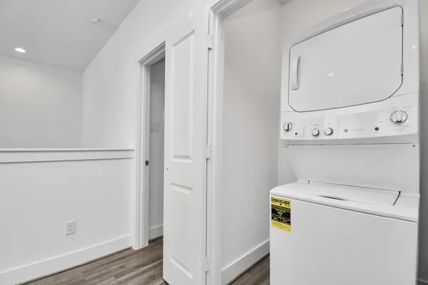 $2,495 | 9005 Laverne Oak Lane, Houston, TX 77080