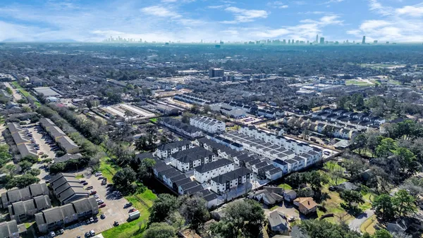 $2,495 | 9005 Laverne Oak Lane, Houston, TX 77080