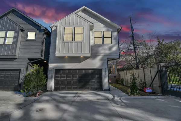 $2,495 | 9005 Laverne Oak Lane, Houston, TX 77080