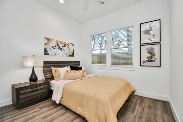 $2,495 | 9005 Laverne Oak Lane, Houston, TX 77080