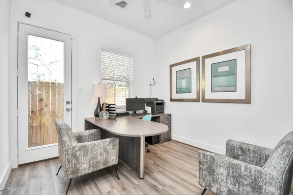 $2,495 | 9005 Laverne Oak Lane, Houston, TX 77080