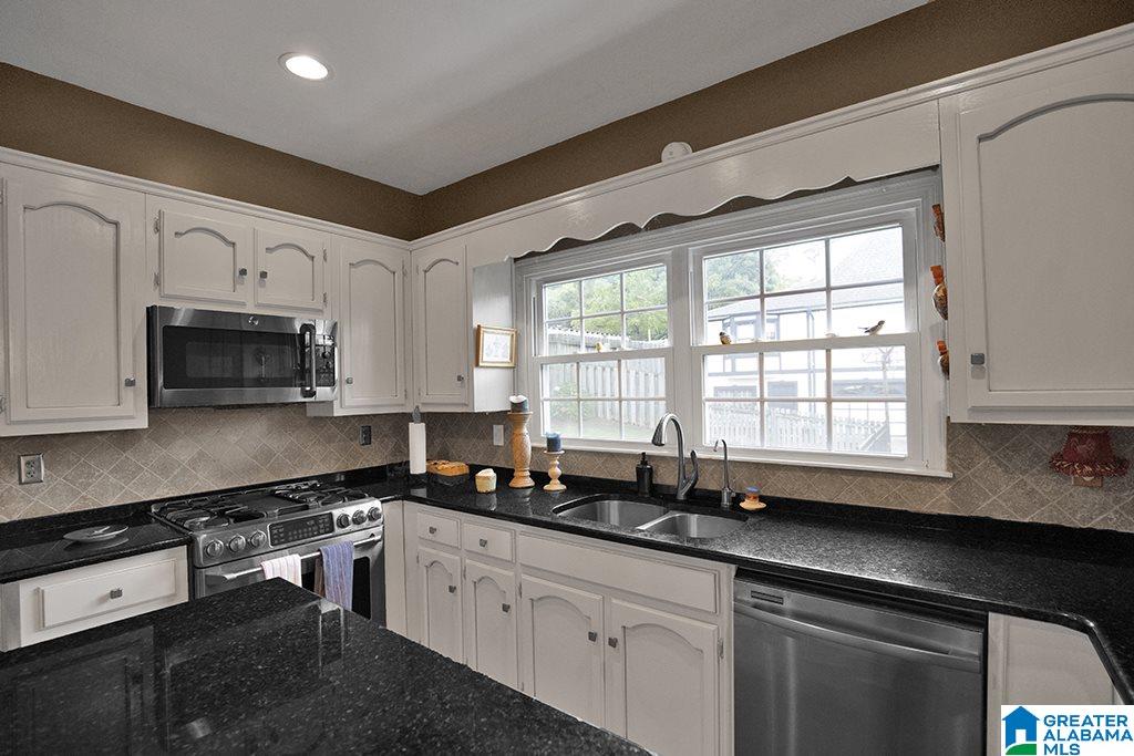 1114 Saddlebrook Road Birmingham, AL 35210 - Photo 19 of 46