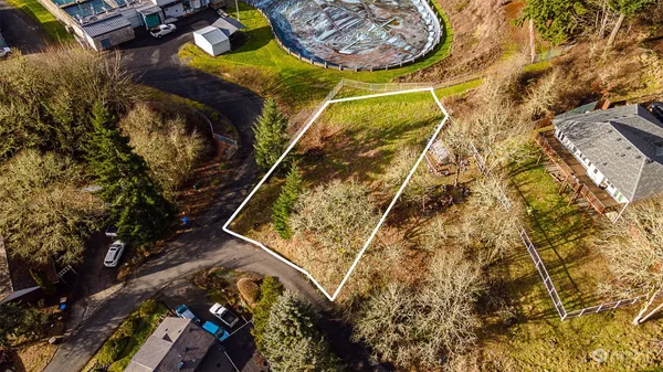 $55,000 | 417 Southeast Parkhill Drive, Chehalis, WA 98532