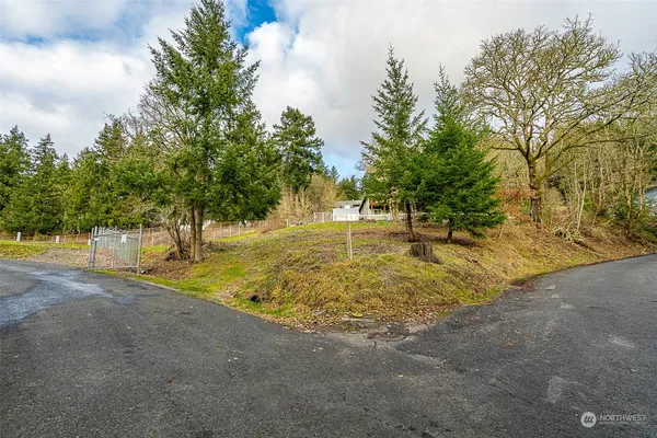 $55,000 | 417 Southeast Parkhill Drive, Chehalis, WA 98532