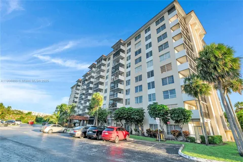 $159,000 | 4164 Inverrary Drive, Unit 801, Lauderhill, FL 33319