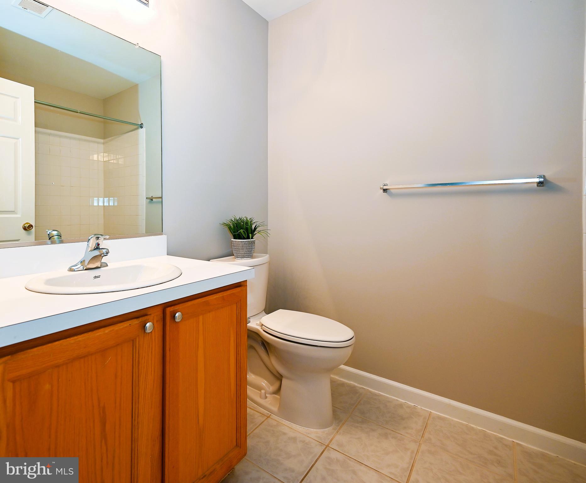 108 Coburn Road Pennington, NJ 08534 - Photo 17 of 22 Gallery Image 17