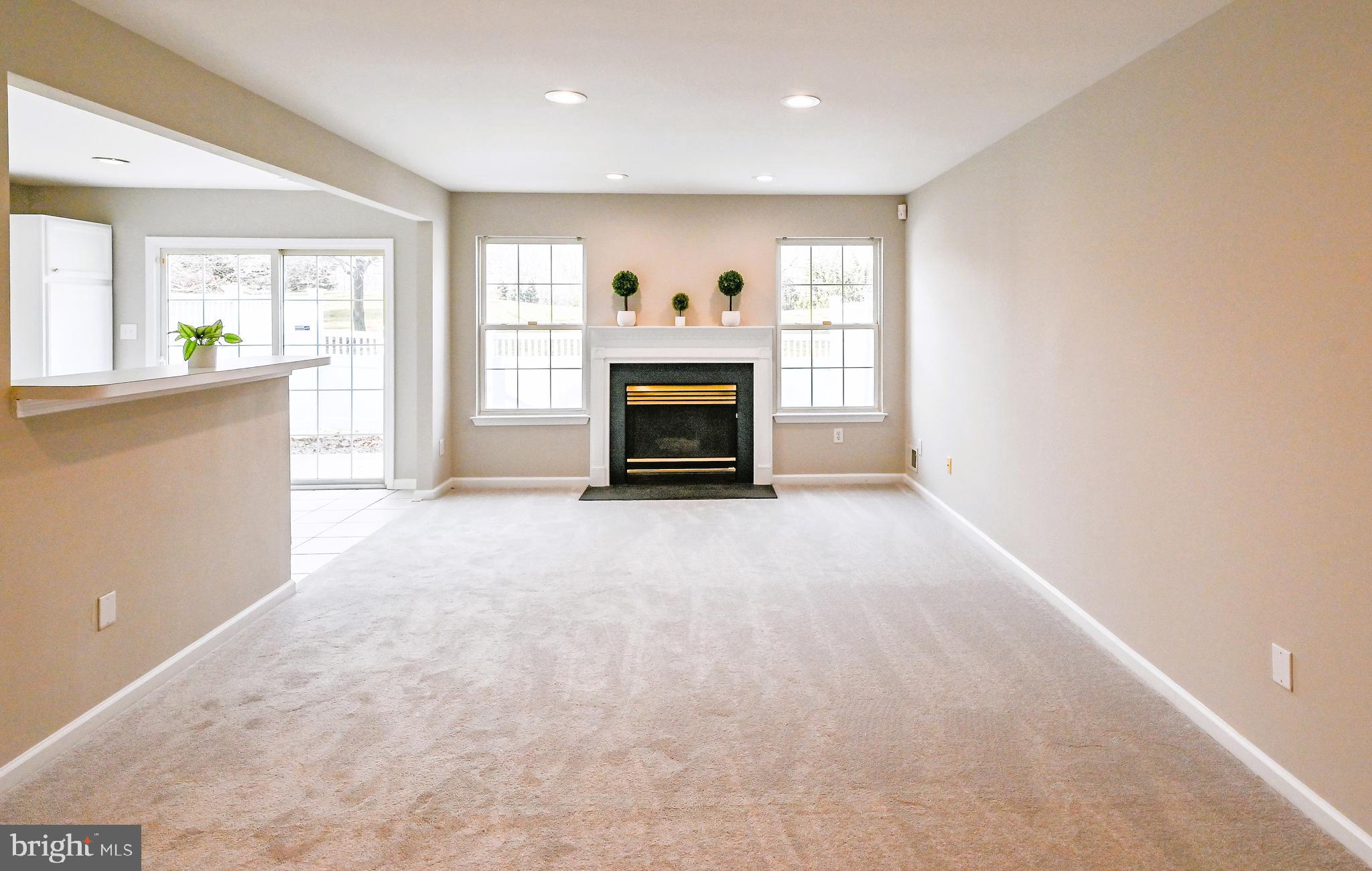 108 Coburn Road Pennington, NJ 08534 - Photo 4 of 22 Gallery Image 4