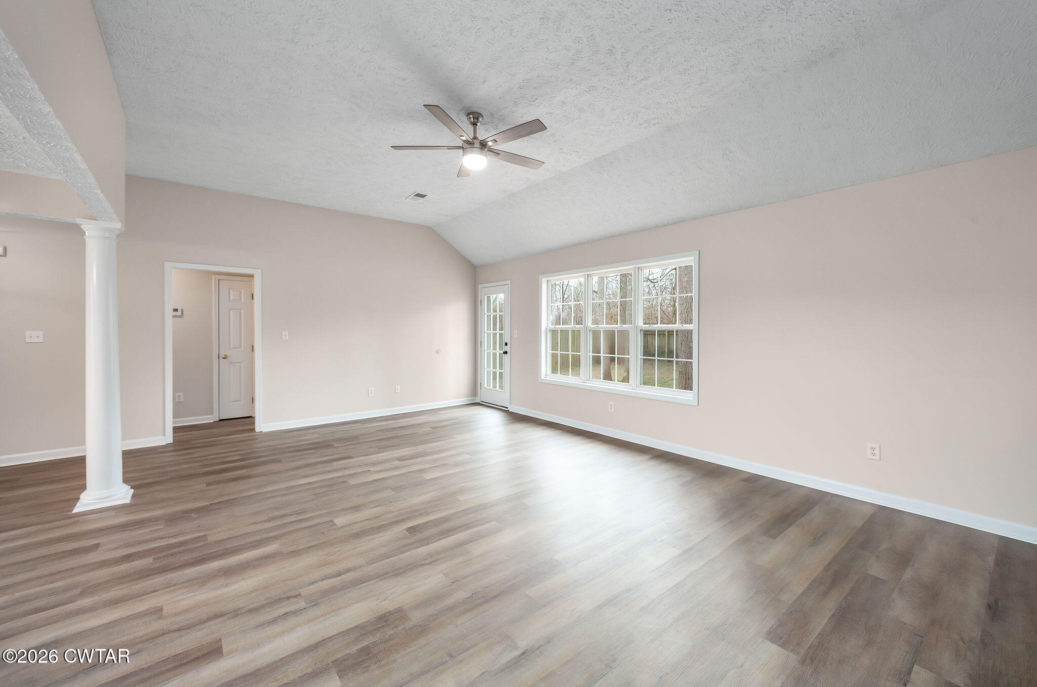 140 Reed Circle Medina, TN 38355 - Photo 3 of 30 Living Room