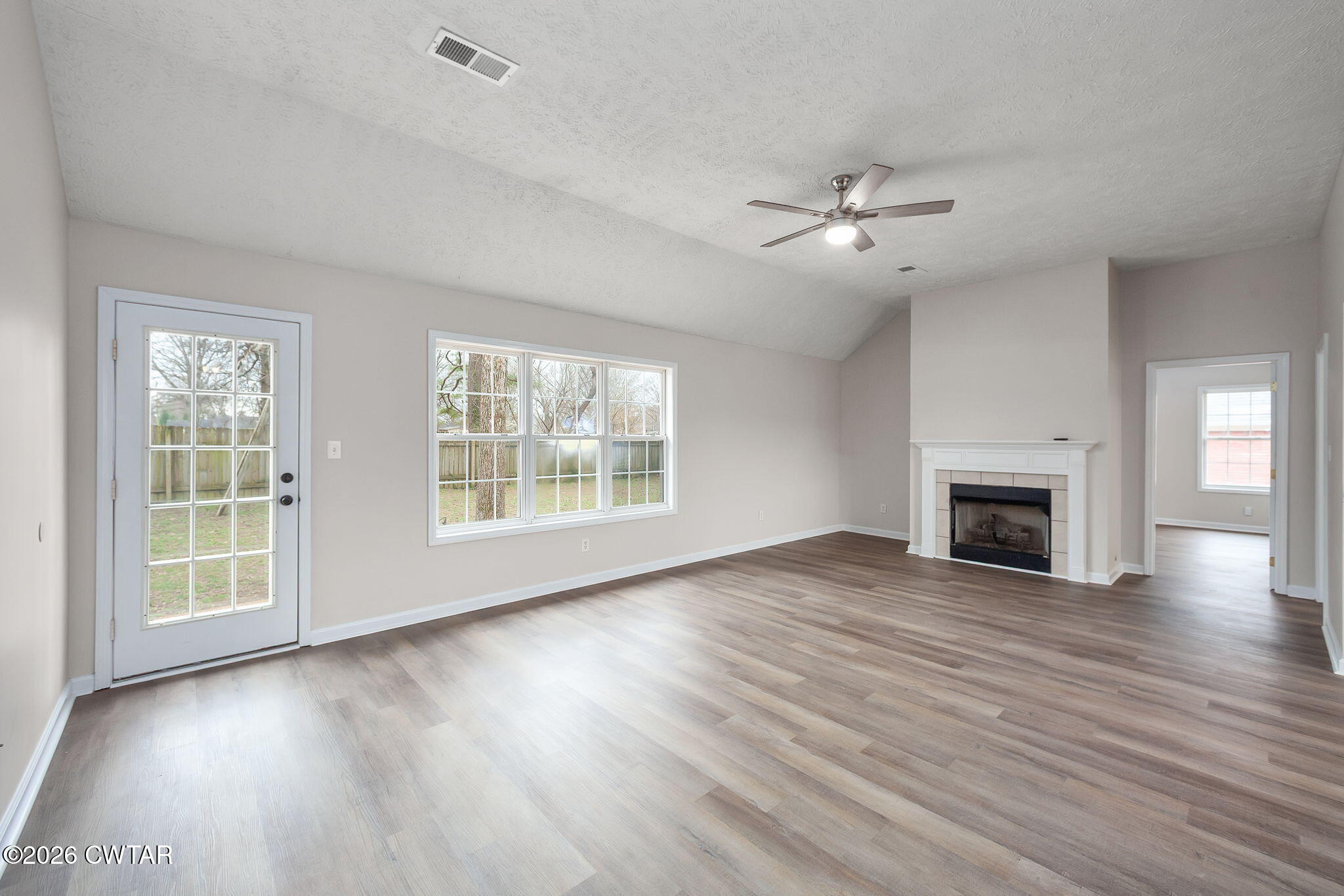 140 Reed Circle Medina, TN 38355 - Photo 4 of 30 Living Room