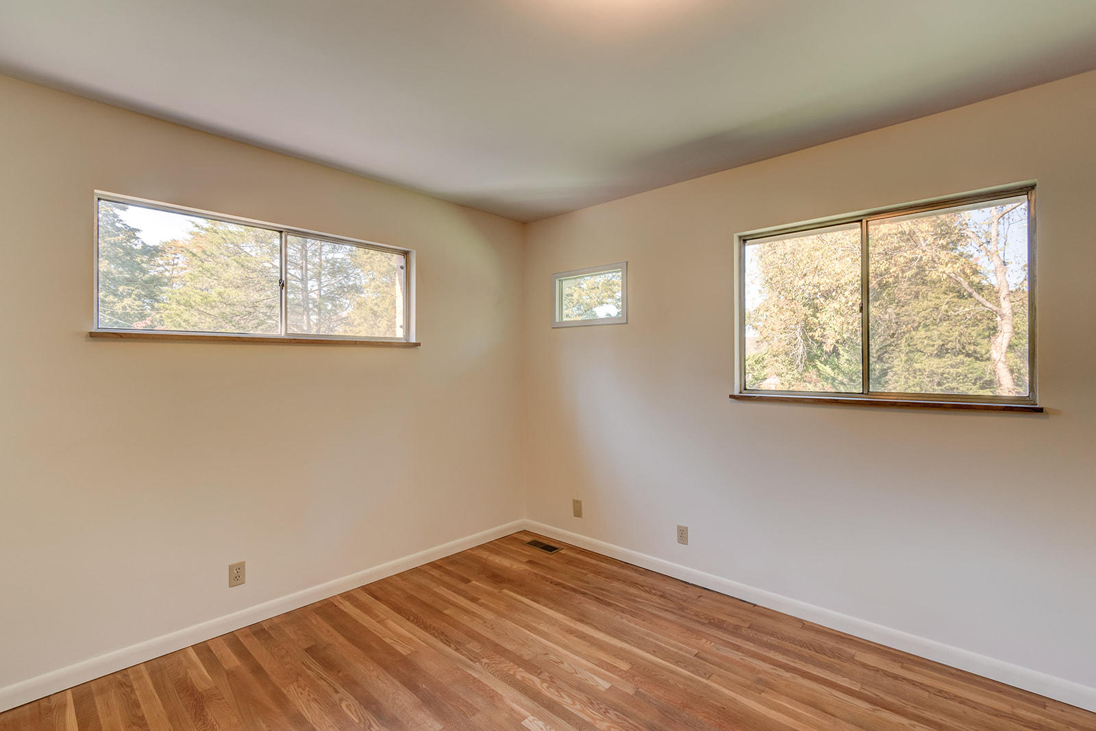 117 Cooper Circle Oak Ridge, TN 37830 - Photo 14 of 27 117 Cooper Cir-14
