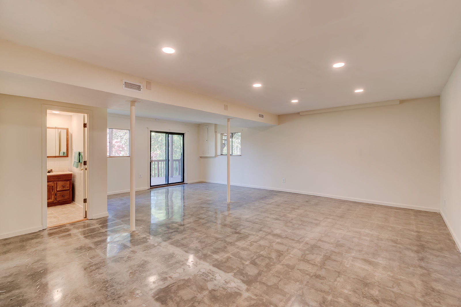 117 Cooper Circle Oak Ridge, TN 37830 - Photo 19 of 27 117 Cooper Cir-19