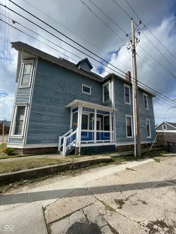 $1,100 | 412 East 16th Street, Indianapolis, IN 46202