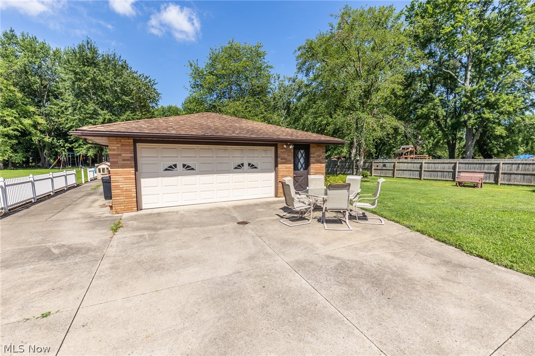 6418 Engle Road Brook Park, OH 44142 - Photo 33 of 35 Gallery Image 33
