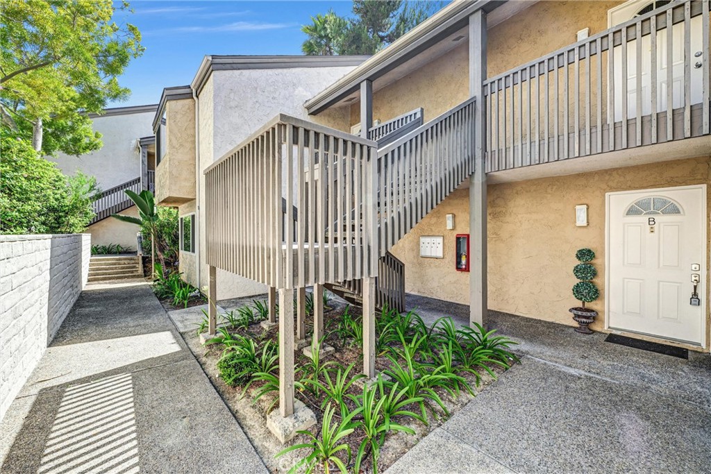 8640 Via Mallorca, Unit B La Jolla, CA 92037 - Photo 20 of 31