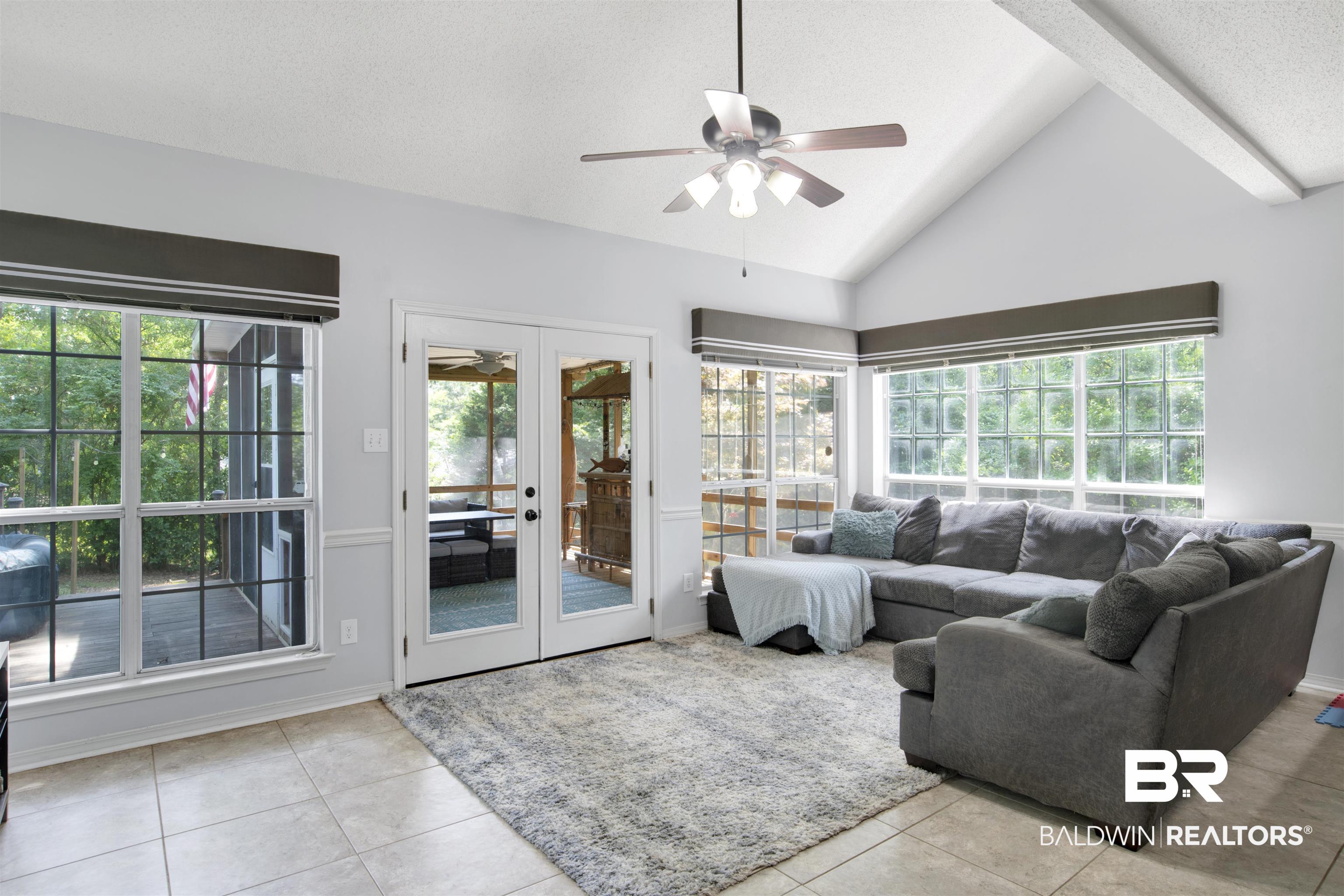 173 Lakeview Loop Daphne, AL 36526 - Photo 11 of 33