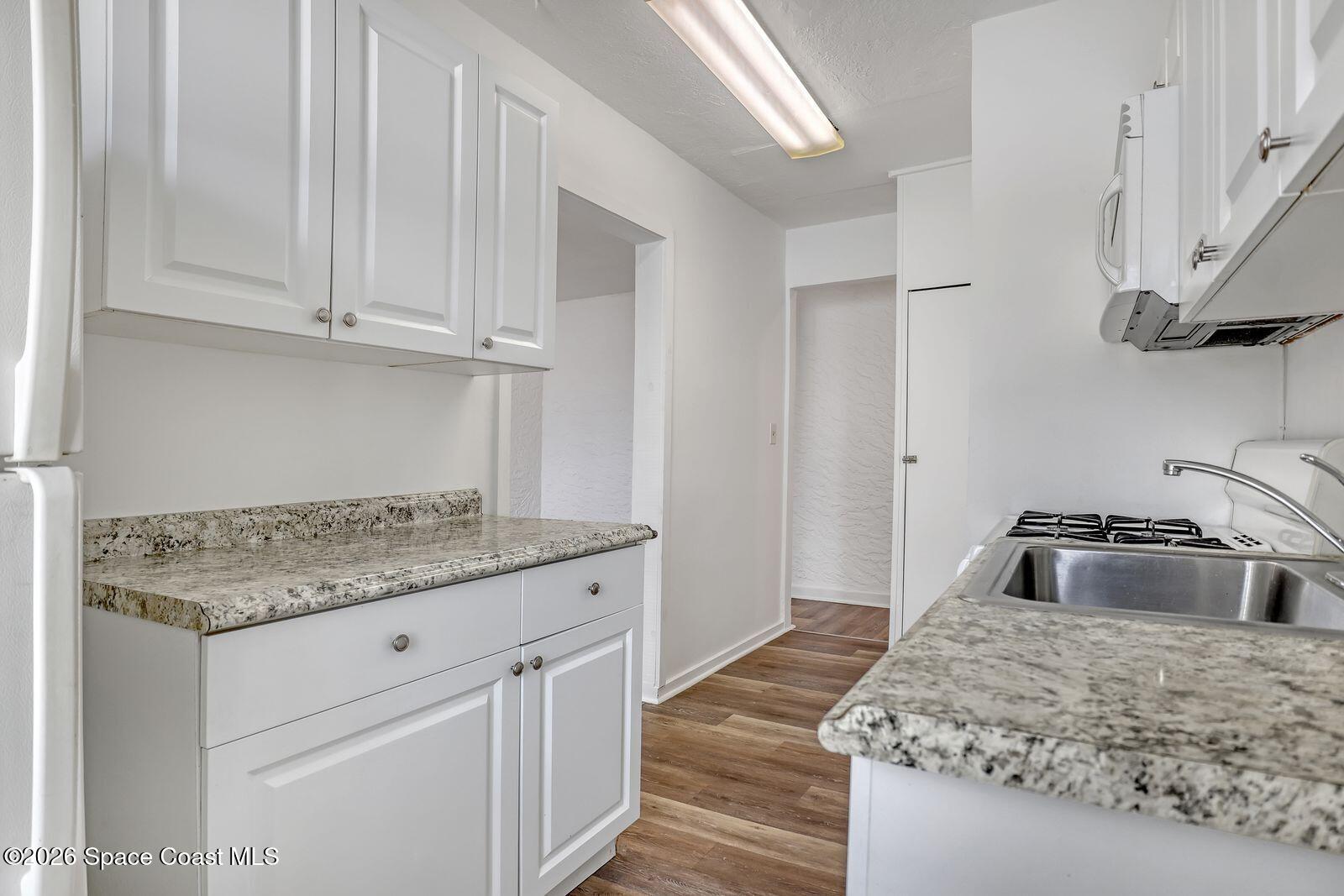 658 Young Street Melbourne, FL 32935 - Photo 16 of 77 13