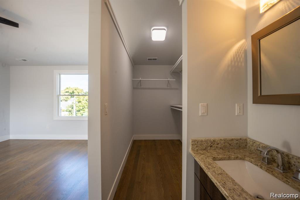 622 West Eleven Mile Road Royal Oak, MI 48067 - Photo 15 of 19