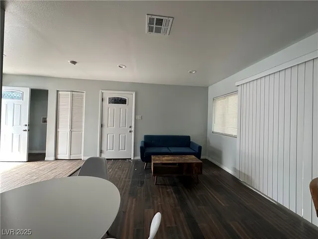 $1,100 | 625 North 11th Street, Unit BD, Las Vegas, NV 89101