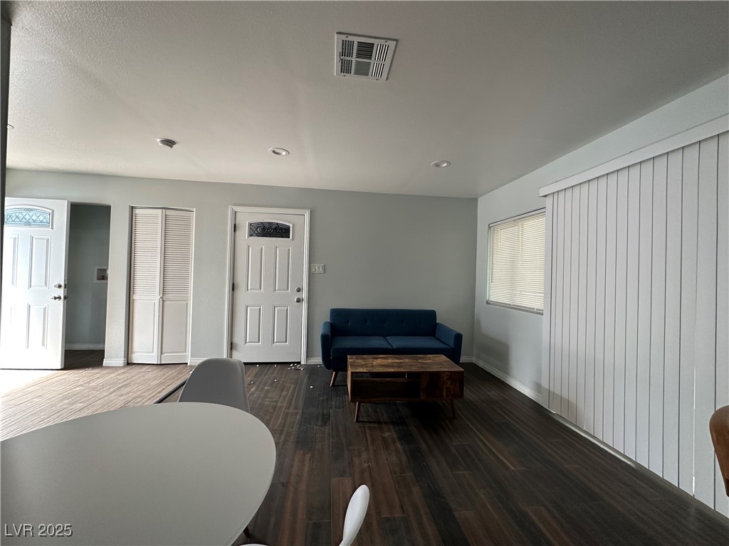 625 North 11th Street, Unit BD Las Vegas, NV 89101 - Photo 3 of 16