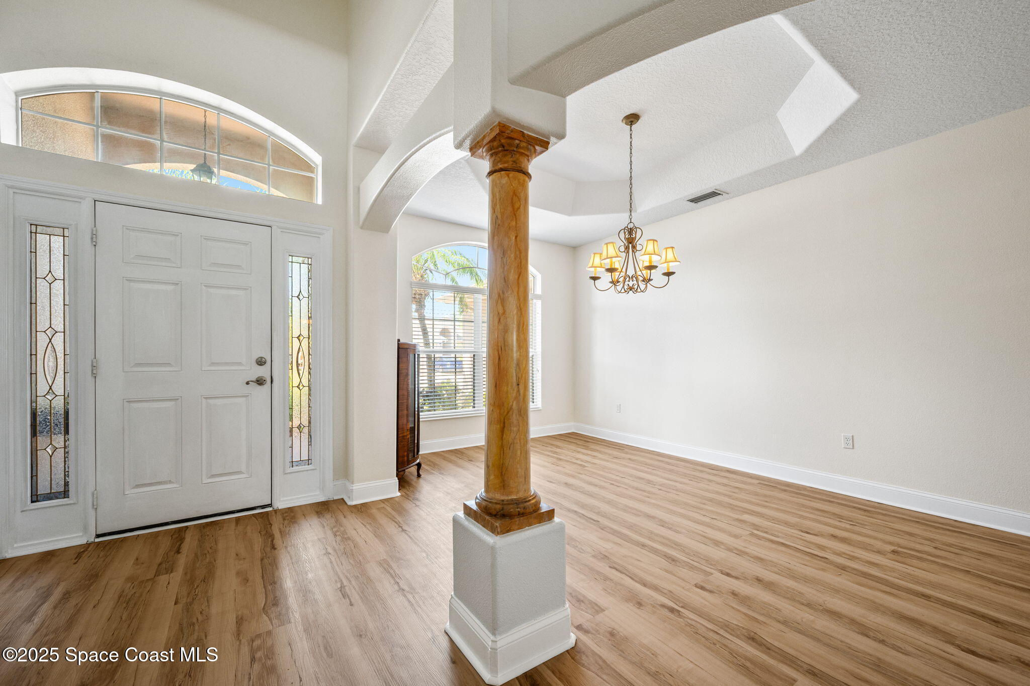 1425 Modoc Circle Melbourne, FL 32934 - Photo 3 of 32 DSC_5270