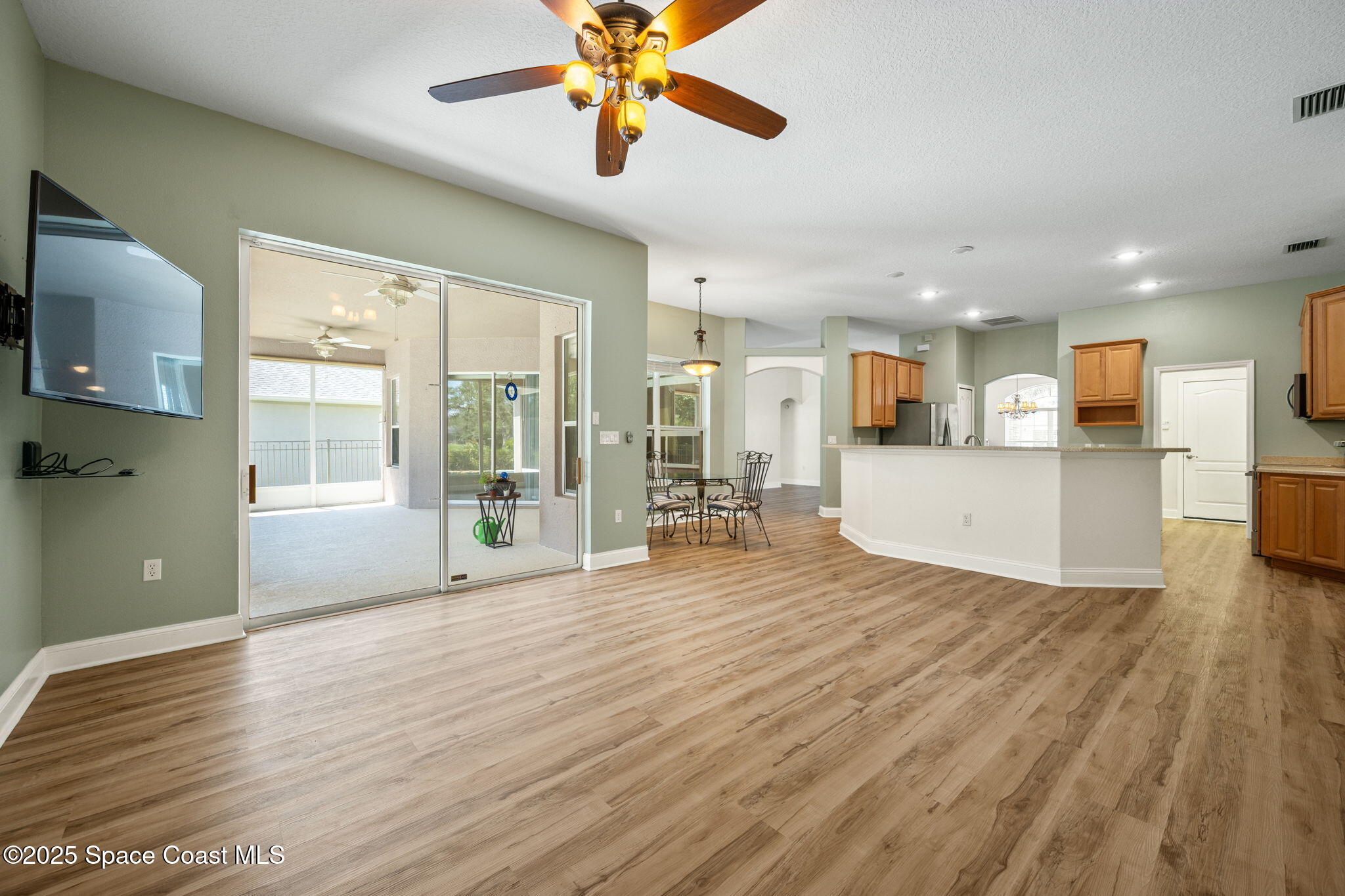 1425 Modoc Circle Melbourne, FL 32934 - Photo 8 of 32 DSC_5309