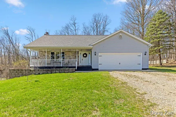 $399,900 | 5373 North Gunnell Road, Dimondale, MI 48821