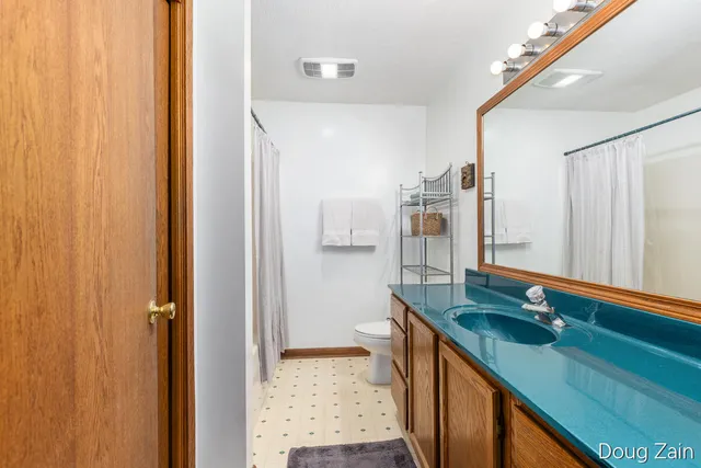 $399,900 | Undisclosed Address, Dimondale, MI 48821