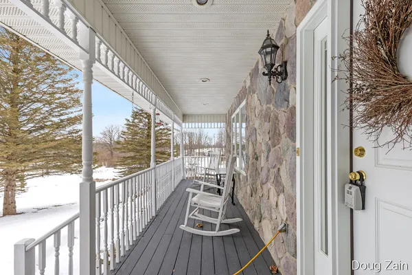 $399,900 | 5373 North Gunnell Road, Dimondale, MI 48821