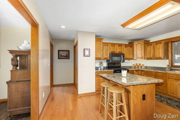 $399,900 | 5373 North Gunnell Road, Dimondale, MI 48821