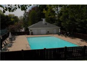 81 Middlesex Road, Unit 81 Merrimack, NH 03054 - Photo 6 of 9