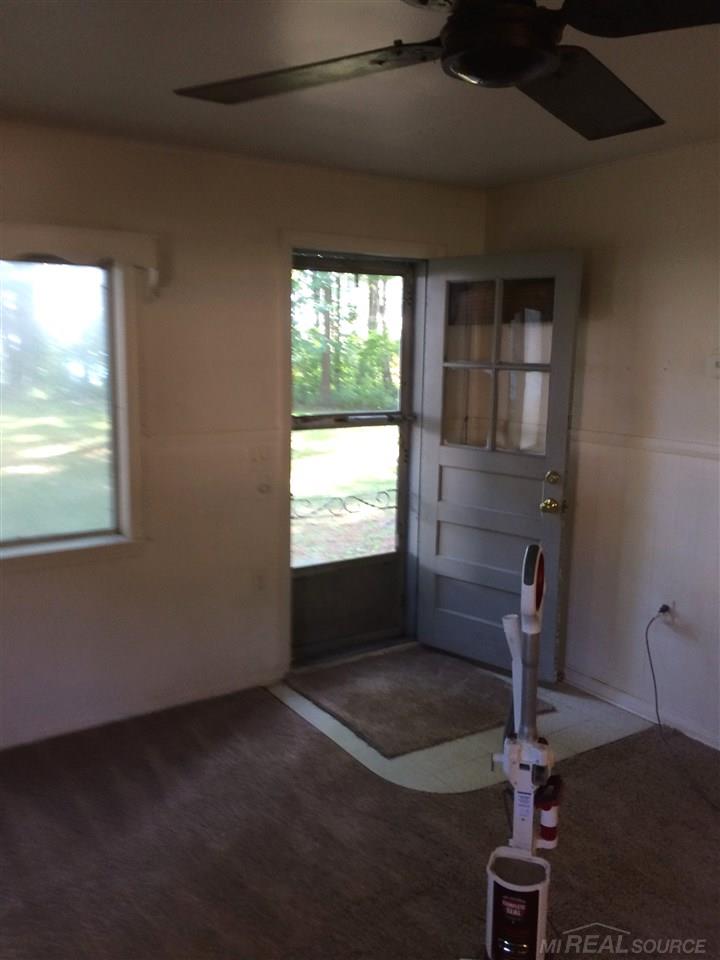 2531 South Lakeshore Road Applegate, MI 48401 - Photo 38 of 44 50060811-38.JPG