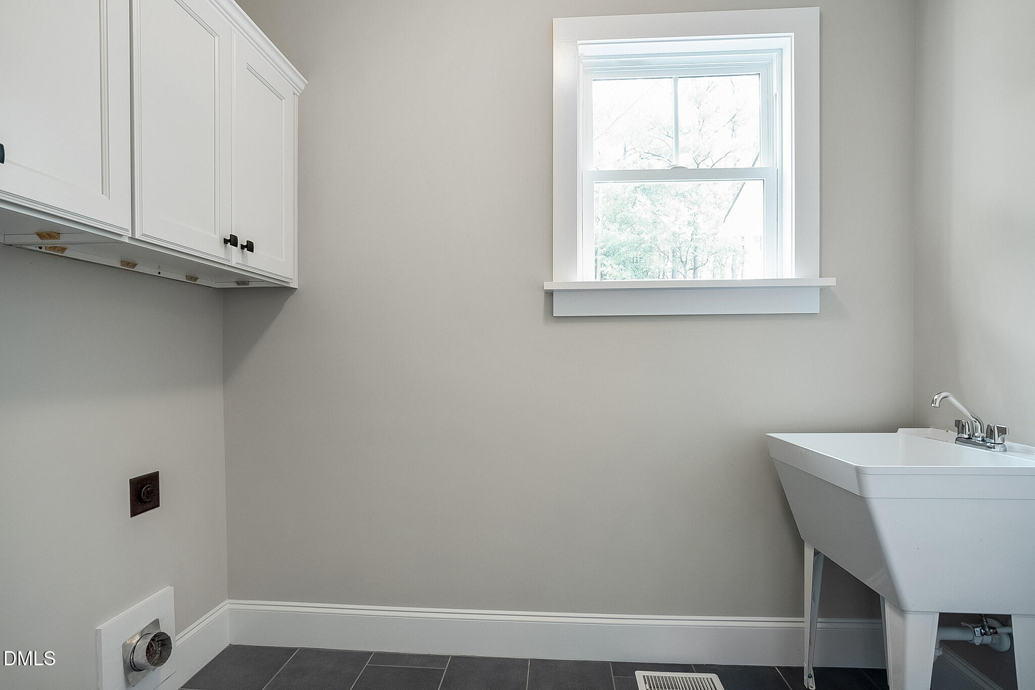 202 Batten Pond Road Selma, NC 27576 - Photo 15 of 40 15 IMG_0964