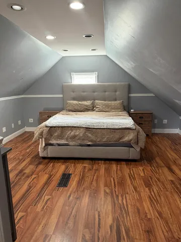 $259,900 | 1141 Homer Avenue, Aurora, IL 60505