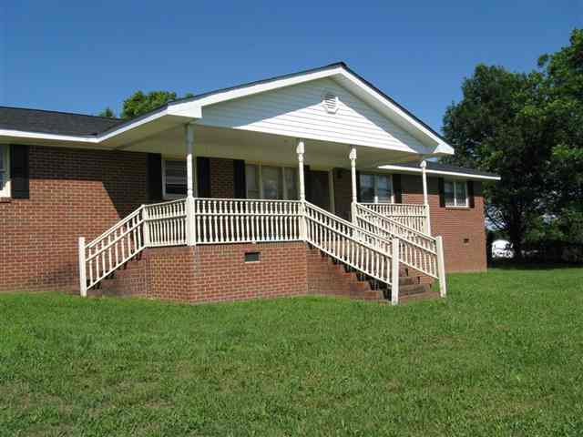 514 Hall Road Anderson, SC 29624 - Photo 11 of 14