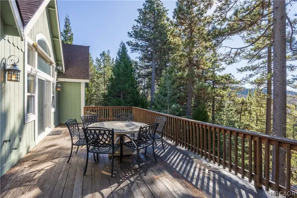 $899,900 | 173 Grizzly Road, Lake Arrowhead, CA 92352