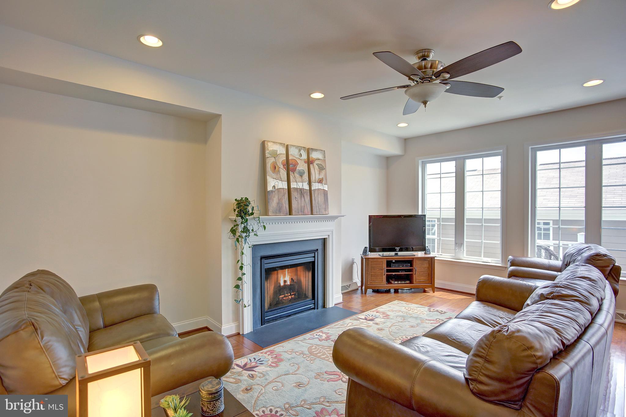 409 Line Road Mechanicsburg, PA 17050 - Photo 4 of 17 Gallery Image 4