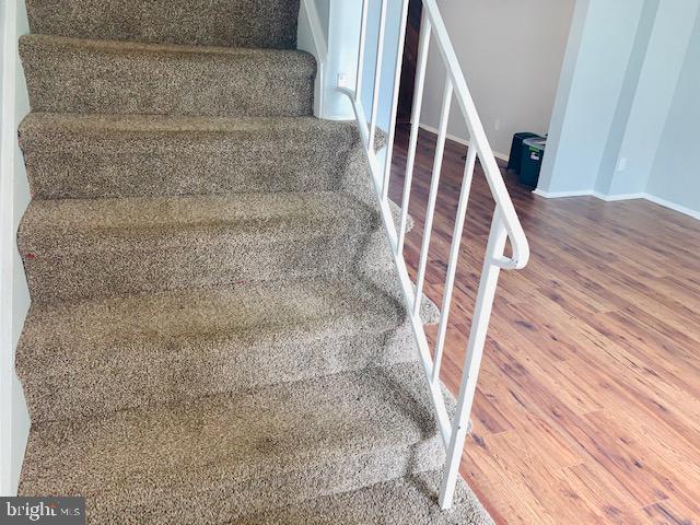 5678 Arnhem Road Baltimore, MD 21206 - Photo 16 of 39 Stairs to upstairs