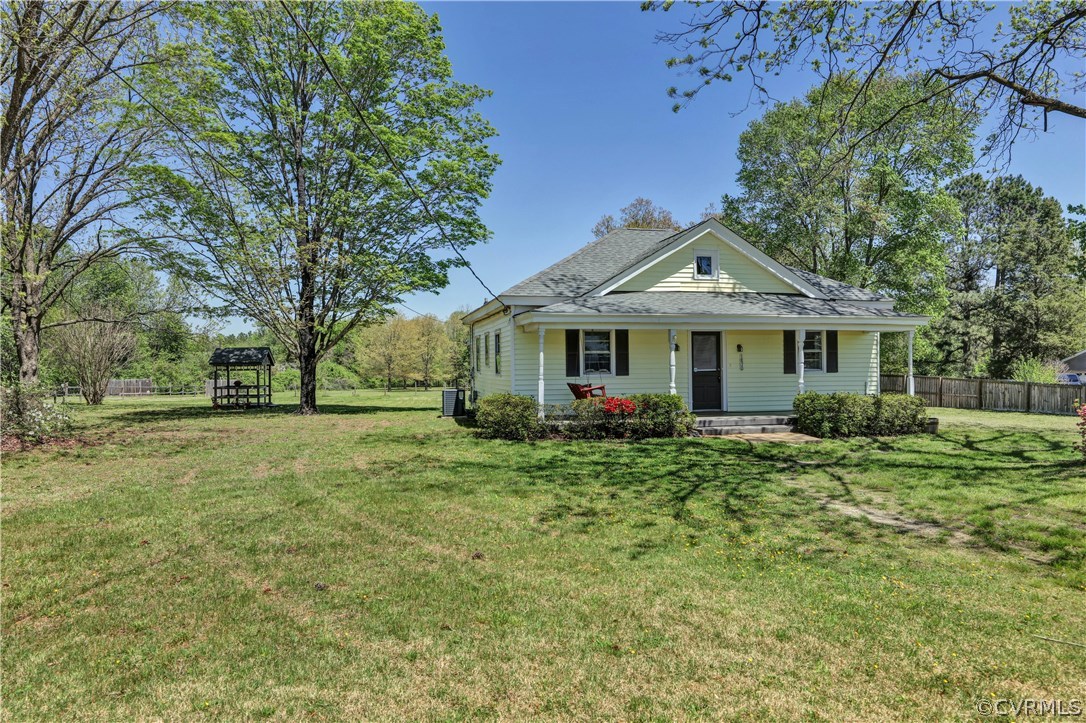 1870 Old Hanover Road Sandston, VA 23150 - Photo 25 of 25 Another view of the front showing the Gazebo. Can