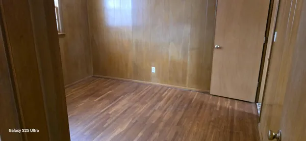 $214,000 | 2820 North Service Drive, Red Wing, MN 55066