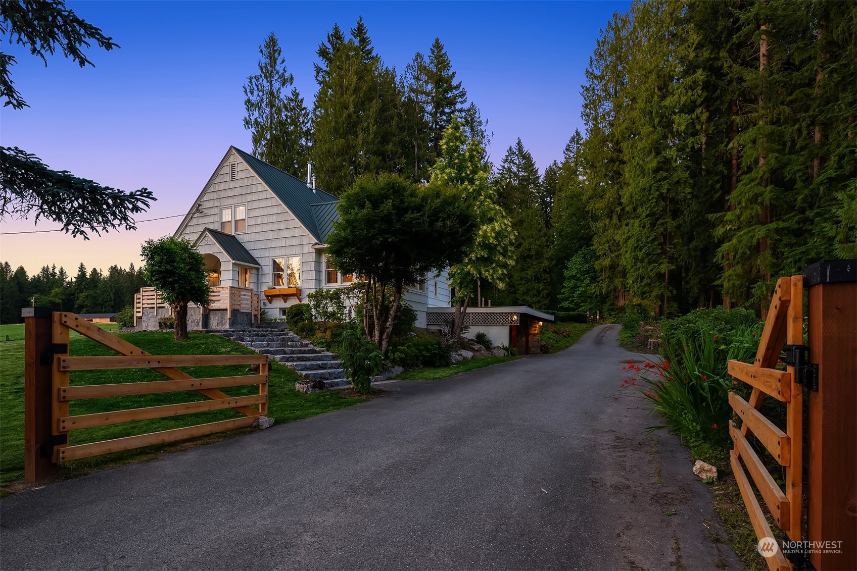 7715 Robe Menzel Road Granite Falls, WA 98252 - Photo 37 of 38 a view of outdoor space and yard