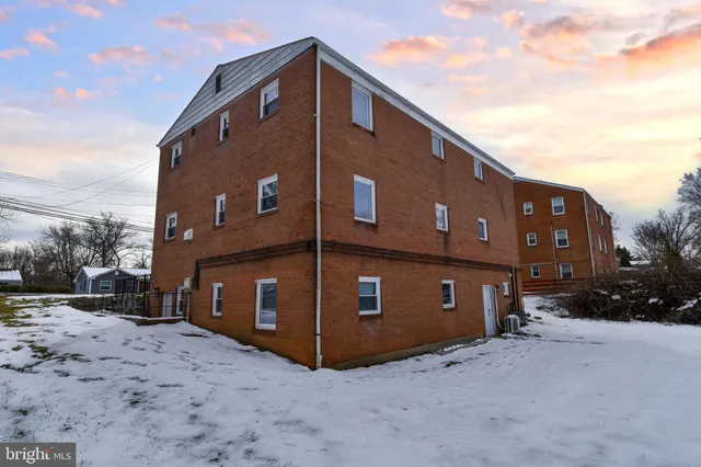 $1,750 | 8208 Bellefonte Lane, Unit 2, Clinton, MD 20735