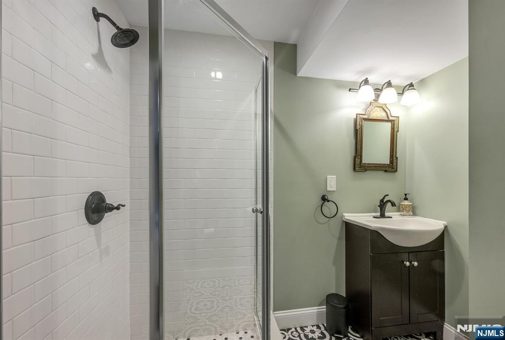 1275 Princeton Road Teaneck, NJ 07666 - Photo 25 of 26