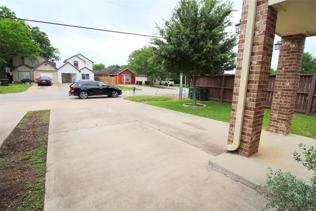 $1,775 | 6610 Loma Vista Street, Unit A, Houston, TX 77085