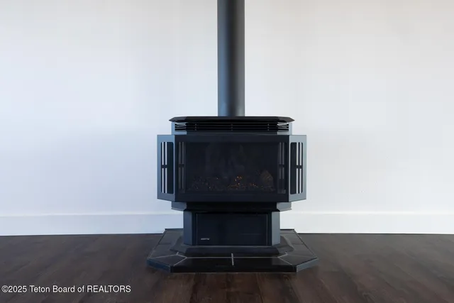 $369,000 | 19 Arapahoe Trail, Pinedale, WY 82941