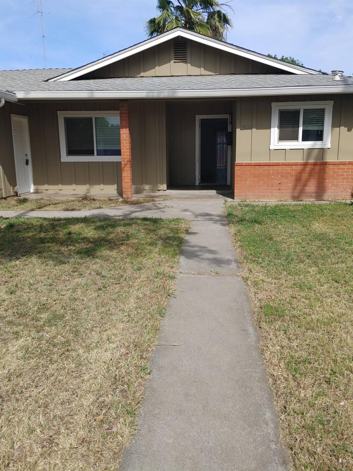 2502 Rose Avenue Modesto, CA 95355 - Photo 2 of 13