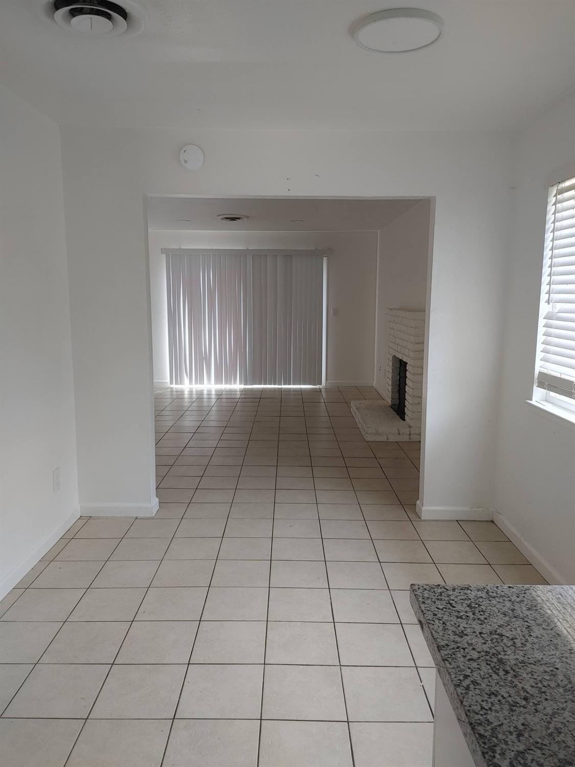 2502 Rose Avenue Modesto, CA 95355 - Photo 4 of 13
