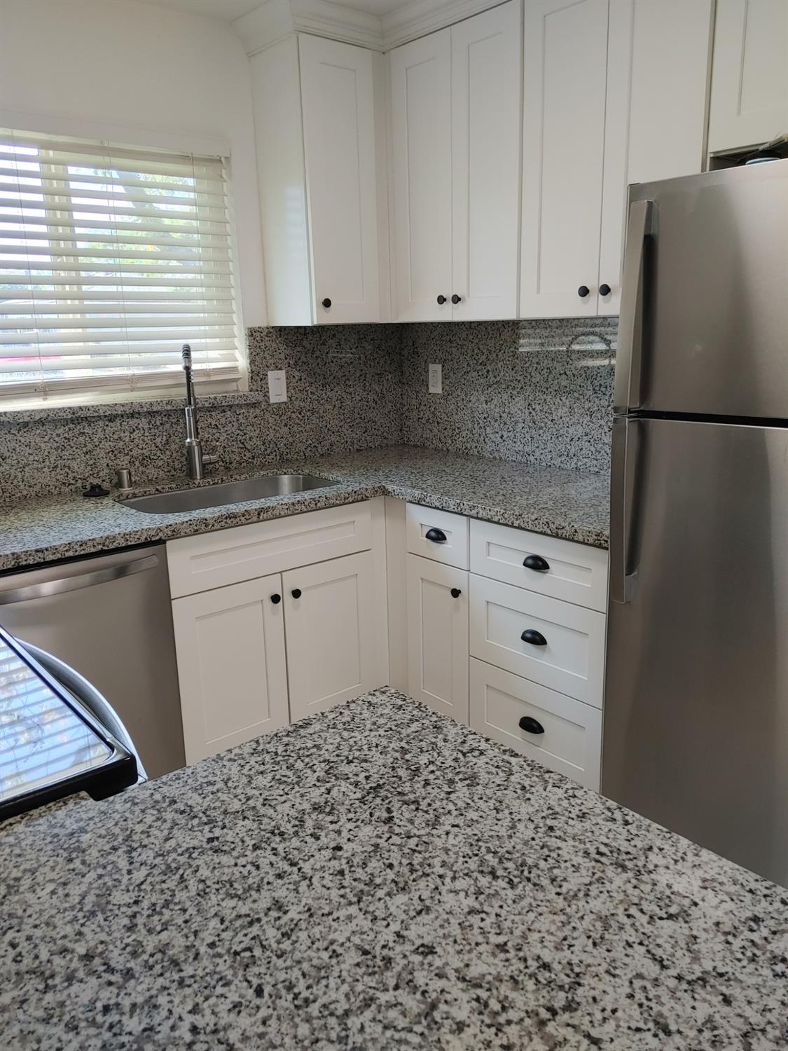2502 Rose Avenue Modesto, CA 95355 - Photo 7 of 13