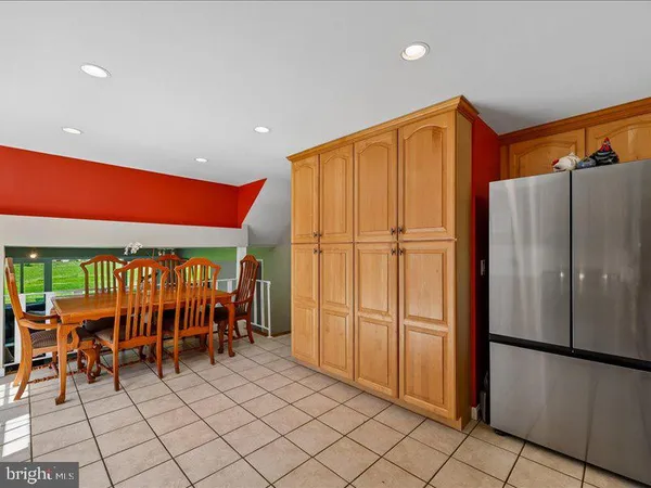 $650,000 | 304 Twinbrook Parkway, Rockville, MD 20851