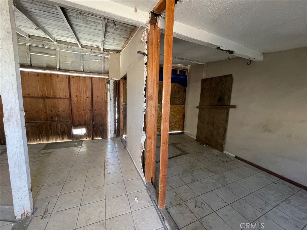 845 North Hagar Street San Fernando, CA 91340 - Photo 23 of 28 a view of a glass door and an empty room