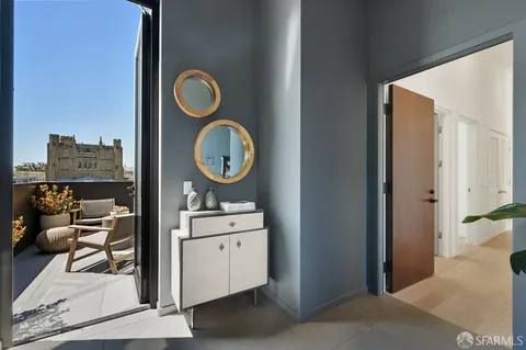 $2,998,000 | 1523 Franklin Street, Unit PH8, San Francisco, CA 94109